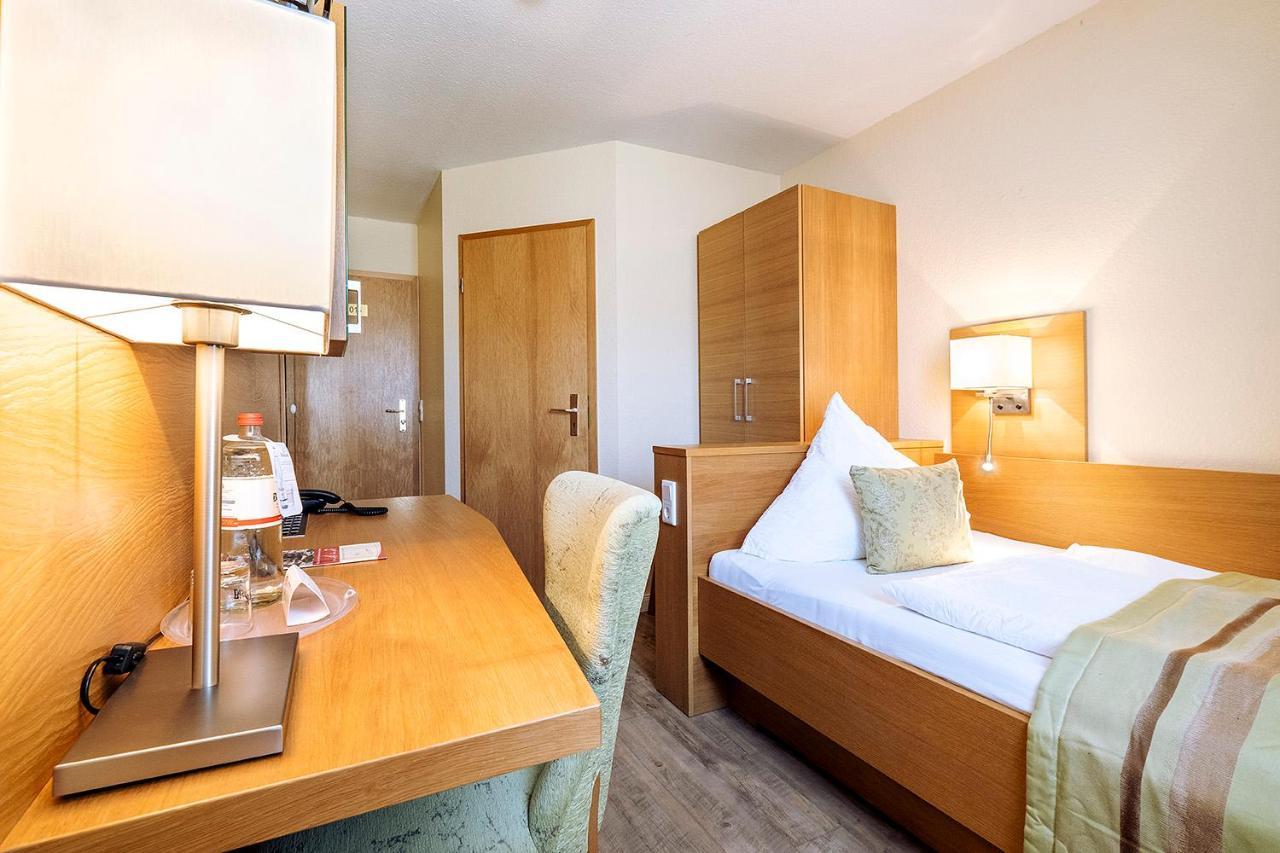 Hotel Neuwarft Altbau 다게불 외부 사진