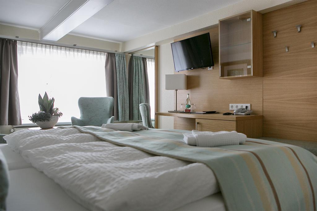 Hotel Neuwarft Altbau 다게불 객실 사진