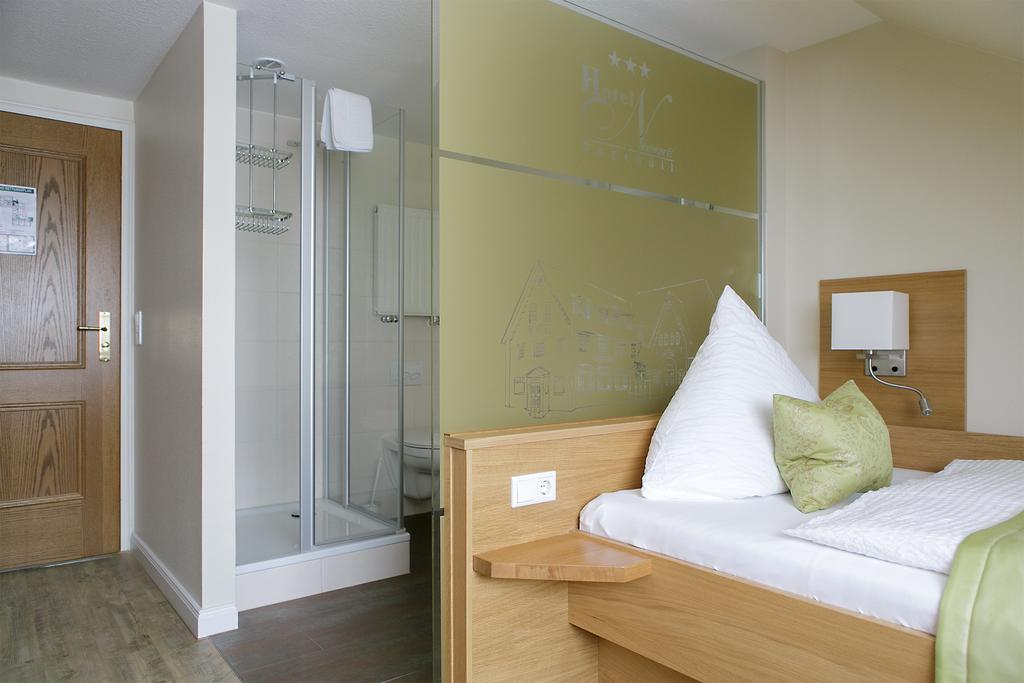 Hotel Neuwarft Altbau 다게불 객실 사진